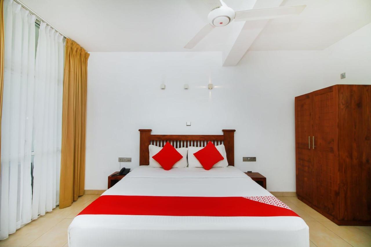Oyo 314 Neo Holiday Home Katunayake Exterior photo
