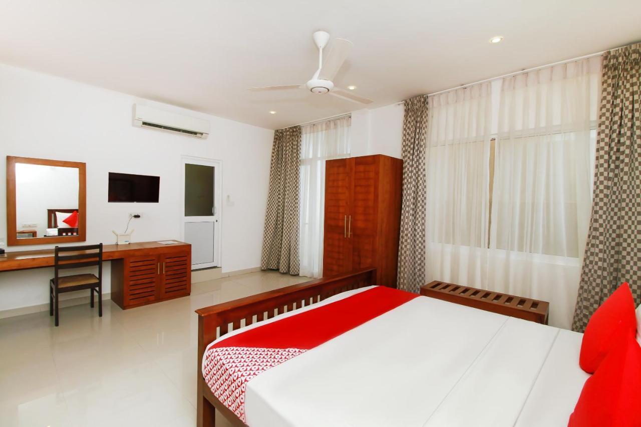 Oyo 314 Neo Holiday Home Katunayake Exterior photo